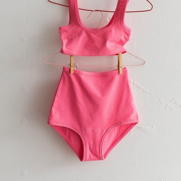 ARQ Other - ISO ARQ High-Rise Undies NWT Size Medium in Bubblegum